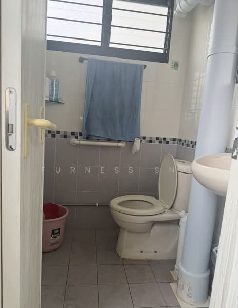 510 West Coast Drive, 510 West Coast Drive, 2 Bedrooms, 721 sqft, HDB Flat For Sale, by Furness Sng, 500133323 - Bathroom - PropertyGuru.com.sg