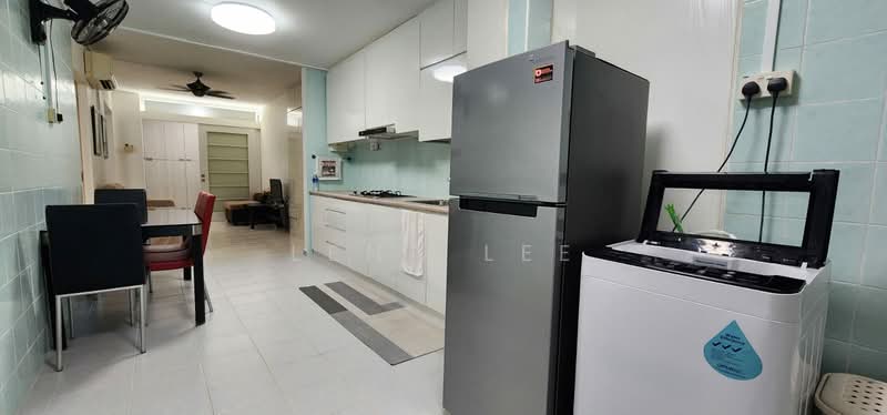 2 rooms 1 toilet blk 138 Marsiling agent fee apply, Marsiling road, 2 Bedrooms, 500 sqft, HDB Flat For Rent, by Lena Lee, 500133328 - Kitchen - PropertyGuru.com.sg