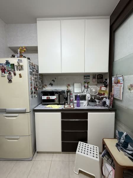 147 Lorong 2 Toa Payoh, 147 Lorong 2 Toa Payoh, Room Rental, 120 sqft, HDB Flat For Rent, by Christopher Yap, 500133329 - Kitchen - PropertyGuru.com.sg