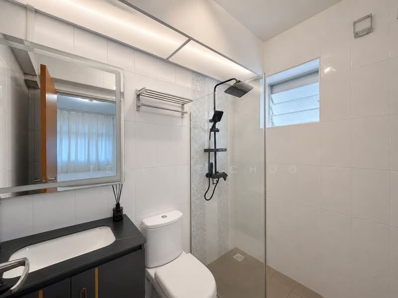 186B Fengshan GreenVille, 186B Bedok North Street 4, 2 Bedrooms, 732 sqft, HDB Flat For Sale, by Terence Choo, 500133330 - Bathroom - PropertyGuru.com.sg