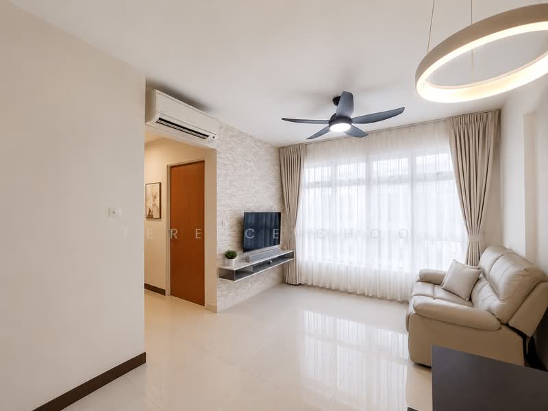 186B Fengshan GreenVille, 186B Bedok North Street 4, 2 Bedrooms, 732 sqft, HDB Flat For Sale, by Terence Choo, 500133330 - Living Room - PropertyGuru.com.sg