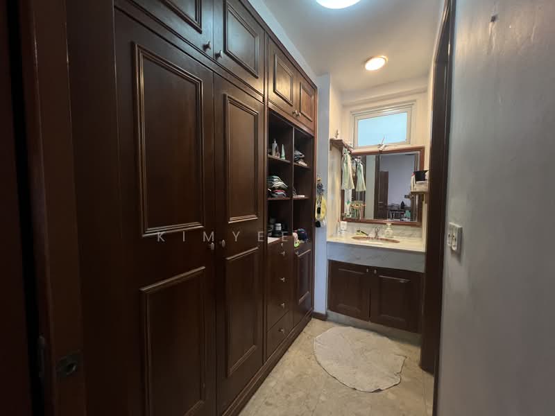 Sunrise Gardens, 53 Sunrise Gardens, 3 Bedrooms, 1,443 sqft, Condominium For Sale, by Kimyee Lim, 500133341 - Ensuite Bathroom - PropertyGuru.com.sg