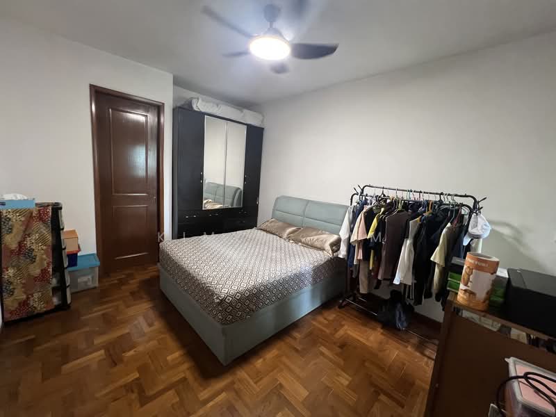 Sunrise Gardens, 53 Sunrise Gardens, 3 Bedrooms, 1,443 sqft, Condominium For Sale, by Kimyee Lim, 500133341 - Master Bedroom - PropertyGuru.com.sg