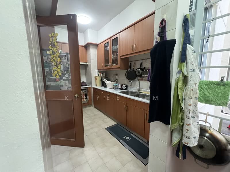 Sunrise Gardens, 53 Sunrise Gardens, 3 Bedrooms, 1,443 sqft, Condominium For Sale, by Kimyee Lim, 500133341 - Kitchen - PropertyGuru.com.sg