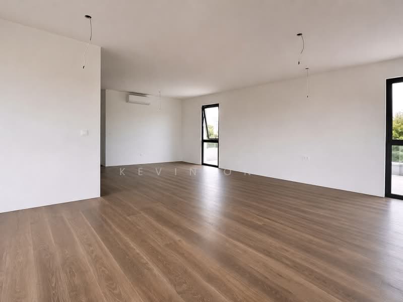 Henry Park, 1 Mount Sinai Road, 5 Bedrooms, 12,110 sqft, Semi-Detached House For Sale, by Kevin Ong, 500133342 - Living Room - PropertyGuru.com.sg