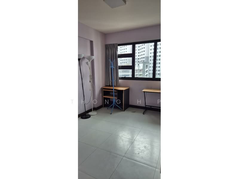 266C Punggol Way, 266C Punggol Way, 3 Bedrooms, 990 sqft, HDB Flat For Sale, by THONG H P, 500133367 - bedroom 2 - PropertyGuru.com.sg