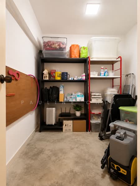 Ivory Heights, 124 Jurong East Street 13, 3 Bedrooms, 1,701 sqft, Condominium For Sale, by Pauline Chia, 500133381 - Interior - PropertyGuru.com.sg