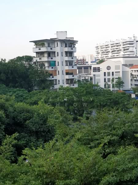 Vida, 5 Peck Hay Road, 1 Bedroom, 517 sqft, Condominium For Rent, by Jeffrey Cheow, 500133390 - Exterior - PropertyGuru.com.sg