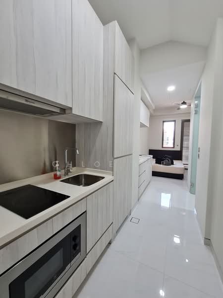 Park 1 Suites, Lorong 40 Geylang, 2 Bedrooms, 603 sqft, Apartment For Sale, by Chloe Yap, 500133394 - Kitchen - PropertyGuru.com.sg