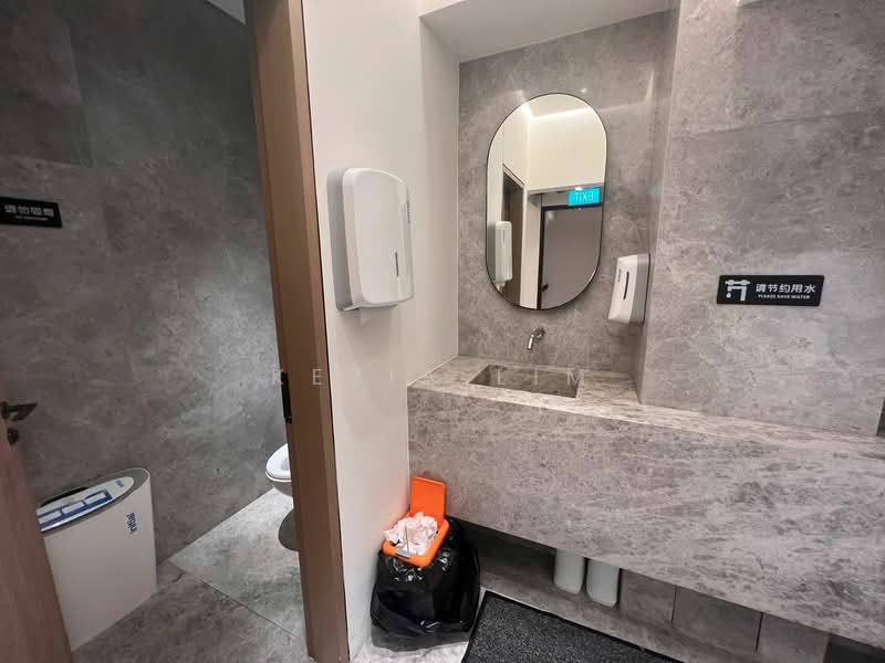 Restaurant Space at Mosque Street (Shophouse), Boat Quay / Raffles Place / Marina, 3,100 sqft, Food & Beverage For Rent, by Kezia Lim, 500133402 - Bathroom - CommercialGuru.com.sg