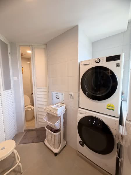 Sanctuary Green, 187 Tanjong Rhu Road, 3 Bedrooms, 1,238 sqft, Condominium For Sale, by Desiree Leung, 500133407 - Bathroom - PropertyGuru.com.sg