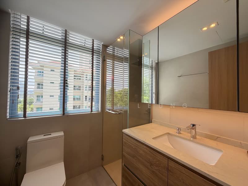 Sanctuary Green, 187 Tanjong Rhu Road, 3 Bedrooms, 1,238 sqft, Condominium For Sale, by Desiree Leung, 500133407 - Bathroom - PropertyGuru.com.sg