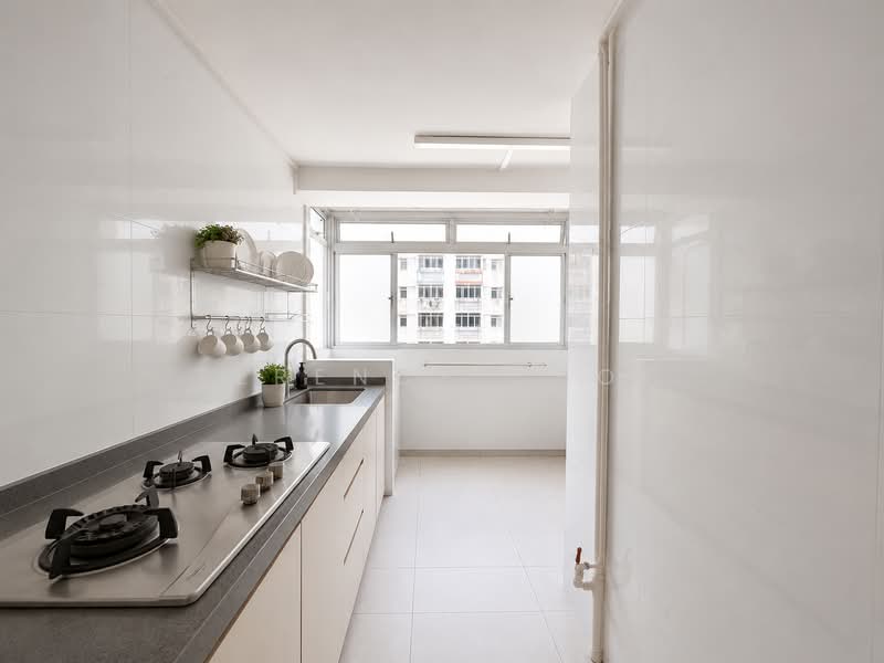 72 Circuit Road, 72 Circuit Road, 2 Bedrooms, 603 sqft, HDB Flat For Rent, by Terence Choo, 500133409 - Kitchen - PropertyGuru.com.sg