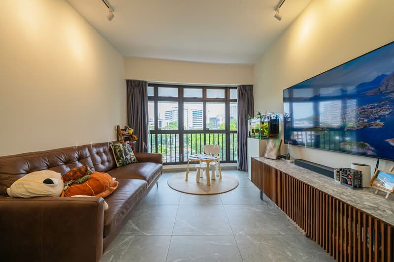 27A Jalan Membina, 27A Jalan Membina, 3 Bedrooms, 968 sqft, HDB Flat For Sale, by Jeremy Tan Wee Hian, 500133418 - Living Room - PropertyGuru.com.sg