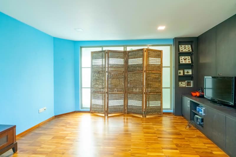 Reno 3.5 Storey Semi-D @ Jalan Mat Jambol, , 9 Bedrooms, 5,000 sqft, Semi-Detached House For Sale, by Rama Mu, 500133419 - Living Room - PropertyGuru.com.sg