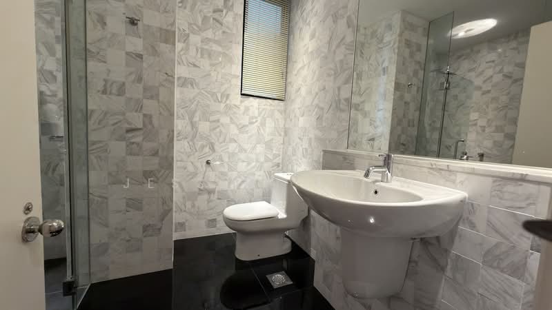 The Colonnade, 82 Grange Road, 3 Bedrooms, 3,993 sqft, Condominium For Rent, by Jesslyn Chow, 500133430 - Bathroom - PropertyGuru.com.sg