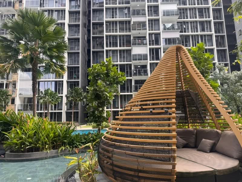 Penrose, 20 Sims Drive, 1 Bedroom, 484 sqft, Condominium For Rent, by June Hung, 500133437 - Exterior - PropertyGuru.com.sg