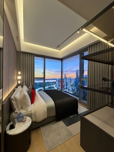 W Residences Marina View - Singapore, 22 Marina View, 3 Bedrooms, 1,195 sqft, Condominium For Sale, by Alvin Kwan, 500133444 - Bedroom - PropertyGuru.com.sg
