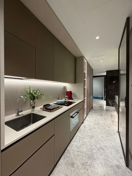 W Residences Marina View - Singapore, 22 Marina View, 3 Bedrooms, 1,195 sqft, Condominium For Sale, by Alvin Kwan, 500133444 - Kitchen - PropertyGuru.com.sg