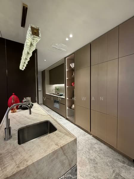 W Residences Marina View - Singapore, 22 Marina View, 3 Bedrooms, 1,195 sqft, Condominium For Sale, by Alvin Kwan, 500133444 - Kitchen - PropertyGuru.com.sg