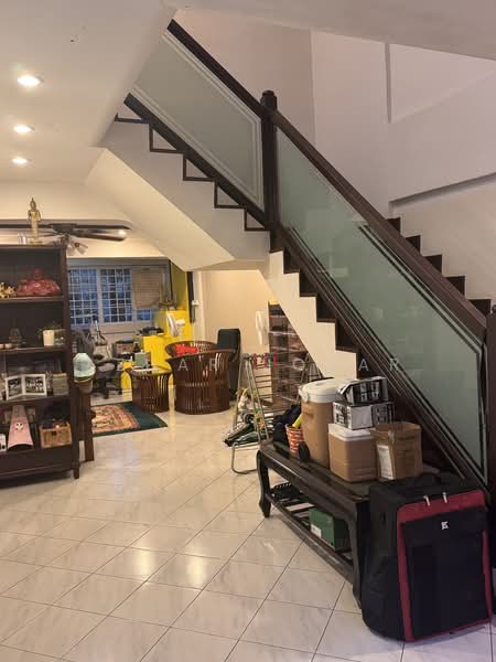 535 Bukit Batok Street 52, 535 Bukit Batok Street 52, 3 Bedrooms, 1,571 sqft, HDB Flat For Sale, by Azhar Johar, 500133445 - Living Room - PropertyGuru.com.sg