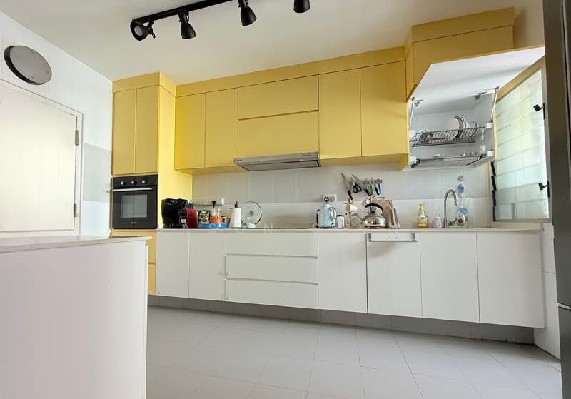 216C Compassvale Drive, 216C Compassvale Drive, 3 Bedrooms, 1,206 sqft, HDB Flat For Sale, by Jason Sern, 500133448 - Kitchen - PropertyGuru.com.sg