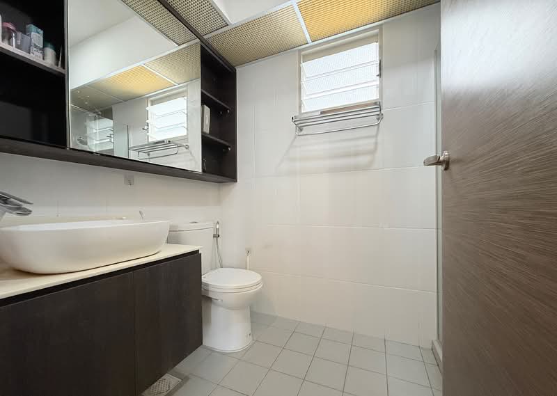216C Compassvale Drive, 216C Compassvale Drive, 3 Bedrooms, 1,206 sqft, HDB Flat For Sale, by Jason Sern, 500133448 - Bathroom - PropertyGuru.com.sg