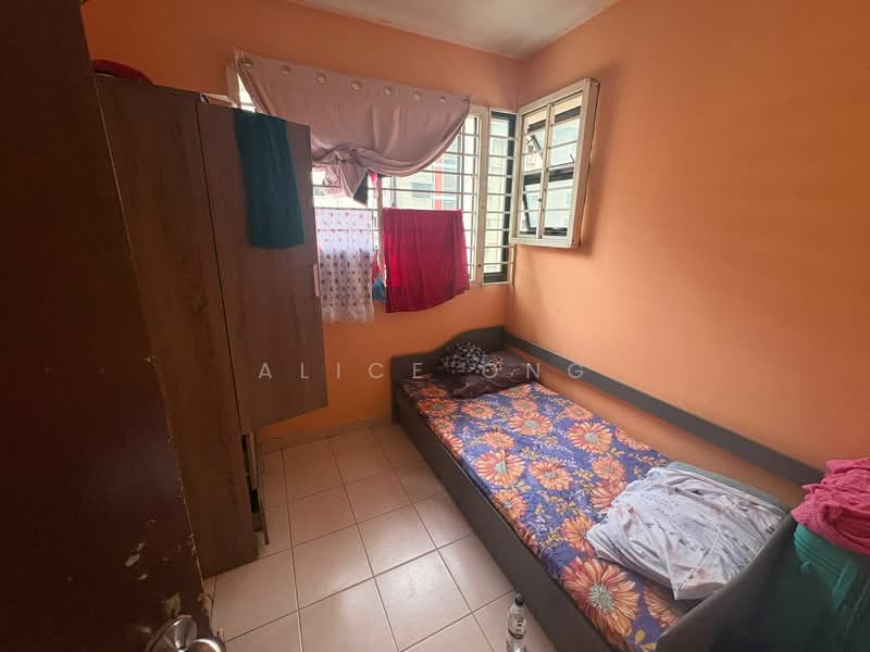 28 Kelantan Road, 28 Kelantan Road, 3 Bedrooms, 700 sqft, HDB Flat For Sale, by Alice Ong, 500133452 - Bedroom 1 - PropertyGuru.com.sg