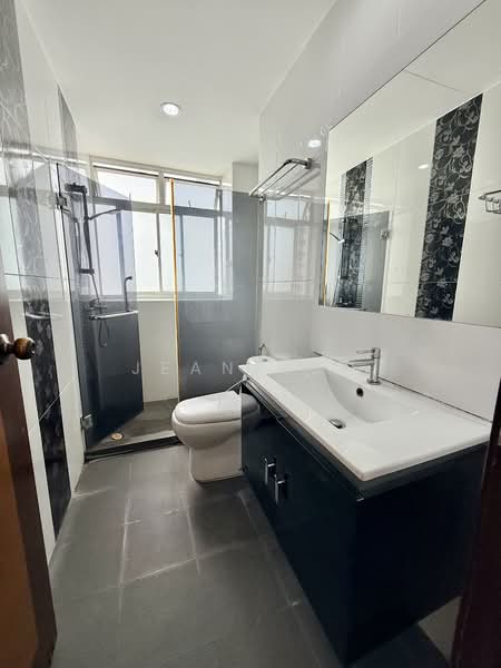 Casablanca, 21 Rosewood Drive, Admiralty / Woodlands, 2 Bedrooms, 893 sqft, Condominium For Rent, by Jean Koh, 500133453 - Bathroom - PropertyGuru.com.sg