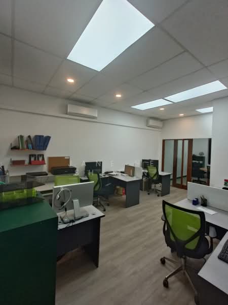 Sago Street : Retail, 17 Trengganu Street, 640 sqft, Shop / Shophouse For Rent, by Jane He Shimin, 500133467 - Interior - CommercialGuru.com.sg