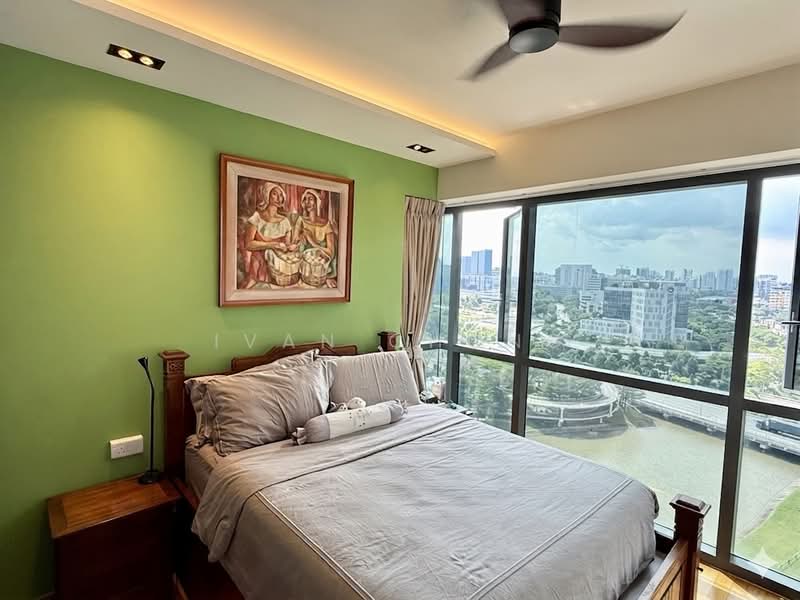 Twin VEW, 91 West Coast Vale, 4 Bedrooms, 1,378 sqft, Condominium For Sale, by Ivan Chong, 500133481 - Master bedroom  - PropertyGuru.com.sg