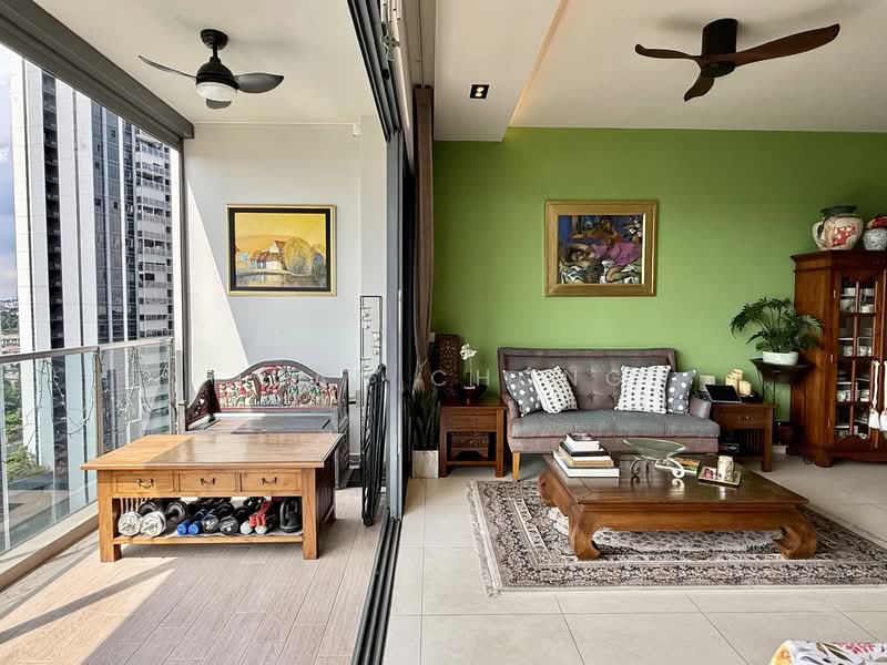 Twin VEW, 91 West Coast Vale, 4 Bedrooms, 1,378 sqft, Condominium For Sale, by Ivan Chong, 500133481 - Living Room - PropertyGuru.com.sg
