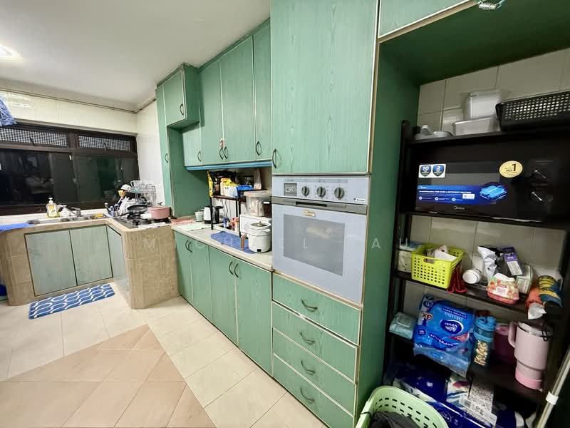 319 Clementi Avenue 4, 319 Clementi Avenue 4, 2 Bedrooms, 721 sqft, HDB Flat For Rent, by Michael Lau, 500133482 - Kitchen - PropertyGuru.com.sg