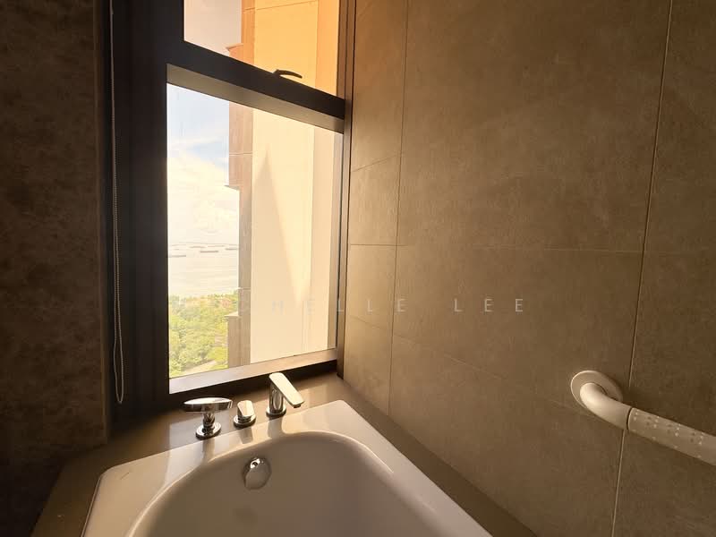 Seaside Residences, 16 Siglap Link, 4 Bedrooms, 1,679 sqft, Apartment For Sale, by Michelle Lee, 500133493 - Bathroom - PropertyGuru.com.sg