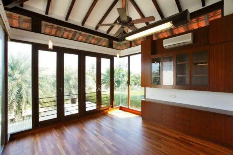 Ocean Drive, , 6 Bedrooms, 7,000 sqft, Bungalow House For Sale, by Gladwin Quek, 500133494 - Living Room - PropertyGuru.com.sg