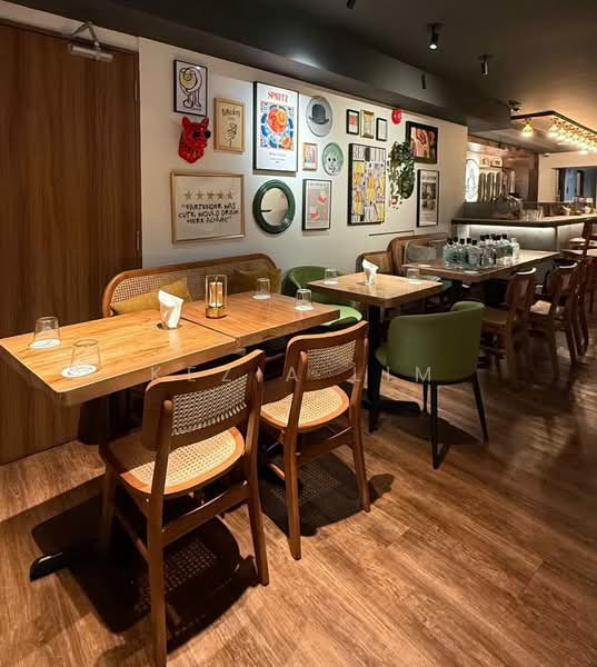 Restaurant Space at Circular Road (Shophouse), Boat Quay / Raffles Place / Marina, 2,600 sqft, Food & Beverage For Rent, by Kezia Lim, 500133514 - Dining Room - CommercialGuru.com.sg