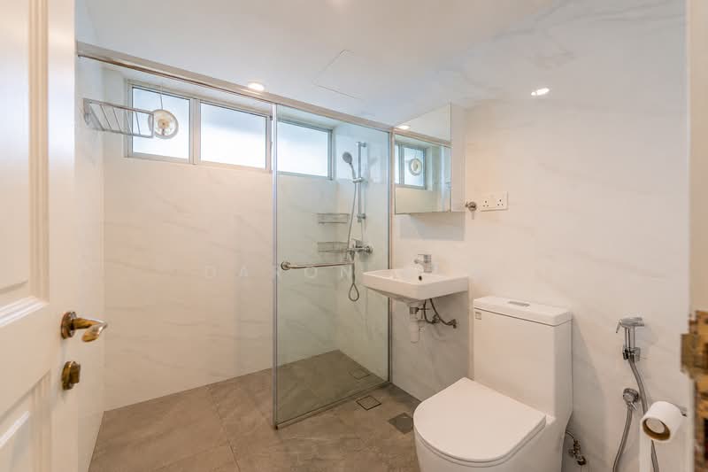 Leonie Towers, 28 Leonie Hill, 4 Bedrooms, 3,251 sqft, Apartment For Rent, by Daron Ang, 500133553 - Master Bath - #PropertyPartners - PropertyGuru.com.sg