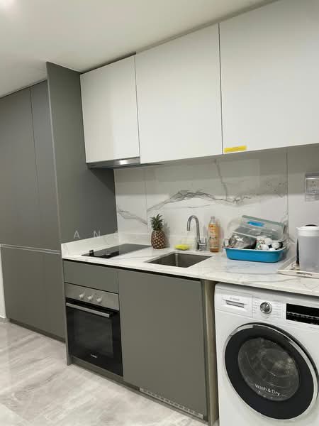 Affinity At Serangoon, , 1 Bedroom, 538 sqft, Condominium For Rent, by Angela Ng, 500133559 - Kitchen - PropertyGuru.com.sg
