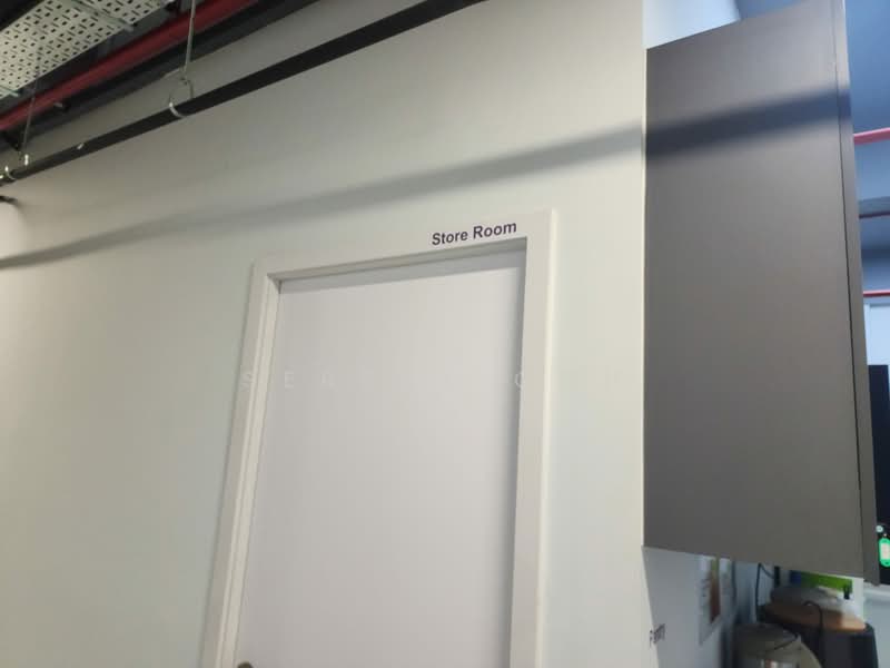 B-Central, 994 Bendemeer Road, 2,993 sqft, Light Industrial (B1) For Sale, by Serene Goh, 500133590 - Store room - CommercialGuru.com.sg
