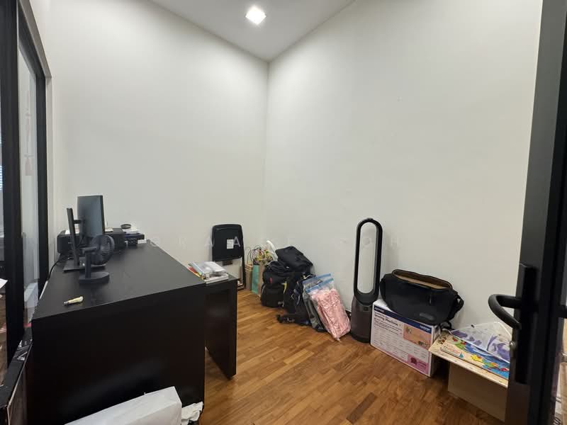 Siglap Rise, Siglap, 5 Bedrooms, 3,010 sqft, Terraced House For Rent, by Graace Goh, 500133600 - Study - PropertyGuru.com.sg