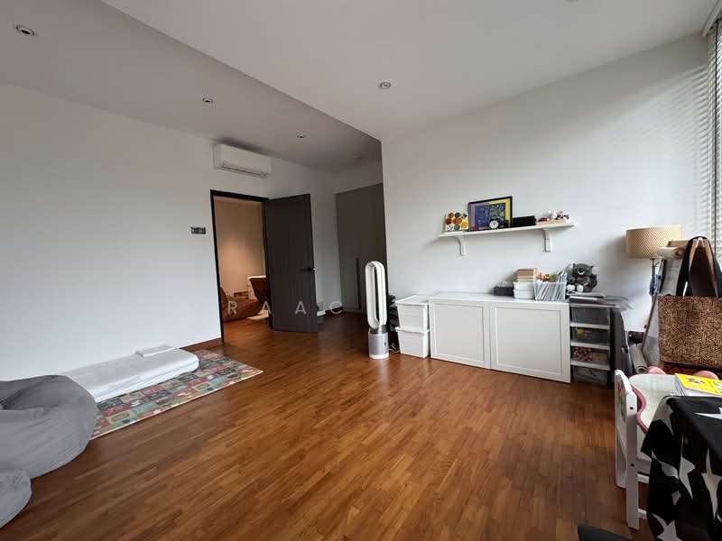 Siglap Rise, Siglap, 5 Bedrooms, 3,010 sqft, Terraced House For Rent, by Graace Goh, 500133600 - Bedroom - PropertyGuru.com.sg