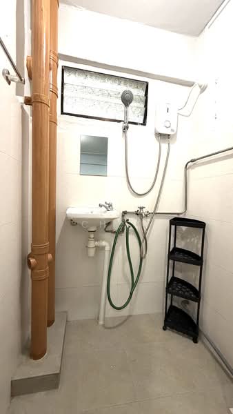 111 Ho Ching Road, 111 Ho Ching Road, 2 Bedrooms, 732 sqft, HDB Flat For Rent, by Steven Choo, 500133609 - Bathroom - PropertyGuru.com.sg