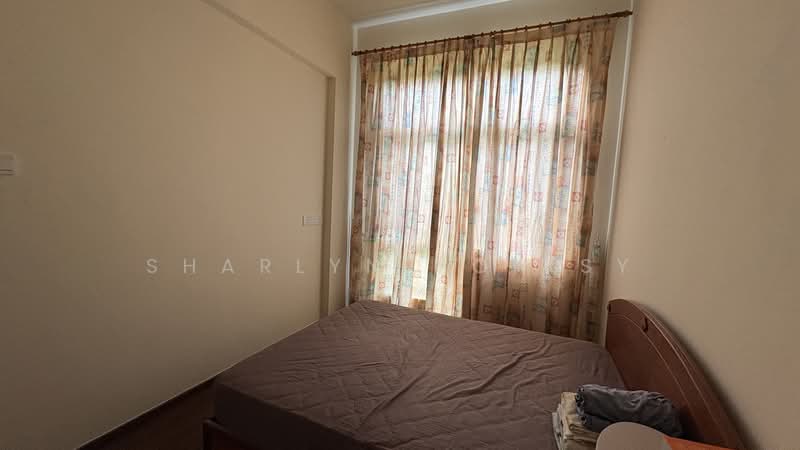 Laguna 88, 44 Eastwood Road, Room Rental, 100 sqft, Condominium For Rent, by Sharlyn Hon SY, 500133612 - Bedroom - PropertyGuru.com.sg