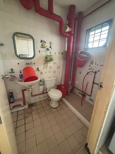 314 Sembawang Drive, 314 Sembawang Drive, Room Rental, 100 sqft, HDB Flat For Rent, by Jacklyn Huang, 500133613 - Bathroom - PropertyGuru.com.sg