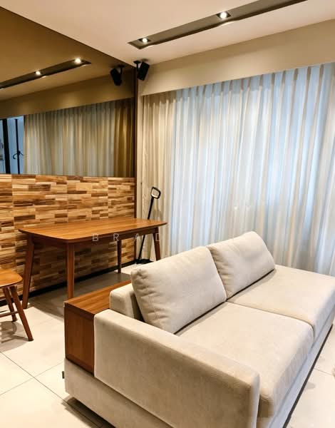 Waterbay, 45 Edgefield Plains, 4 Bedrooms, 1,345 sqft, Executive Condominium For Rent, by Brady Li, 500133614 - Living Room - PropertyGuru.com.sg