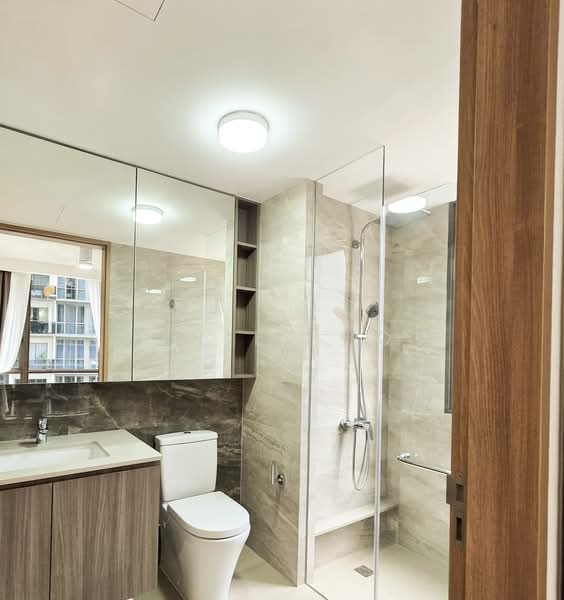 The Botany at Dairy Farm, 3 Dairy Farm Walk, 3 Bedrooms, 926 sqft, Condominium For Sale, by Daniel Low, 500133617 - Bathroom - PropertyGuru.com.sg