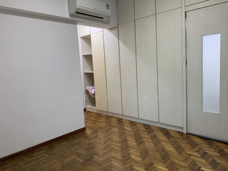 Escada View, 53 Lengkong Empat, 3 Bedrooms, 1,445 sqft, Condominium For Rent, by Rachel Tan, 500133634 - Jnr master - PropertyGuru.com.sg