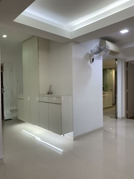 For Rent - Escada View
