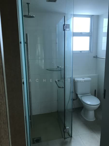 Escada View, 53 Lengkong Empat, 3 Bedrooms, 1,445 sqft, Condominium For Rent, by Rachel Tan, 500133634 - Bathroom - PropertyGuru.com.sg