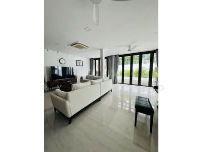 For Sale - Priced to Sell – Renovated 2-Storey Semi-D | Near Kembangan MRT